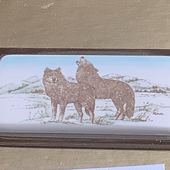 Barlow Designs Wolf Hinged Money Clip - Picture 8 of 8